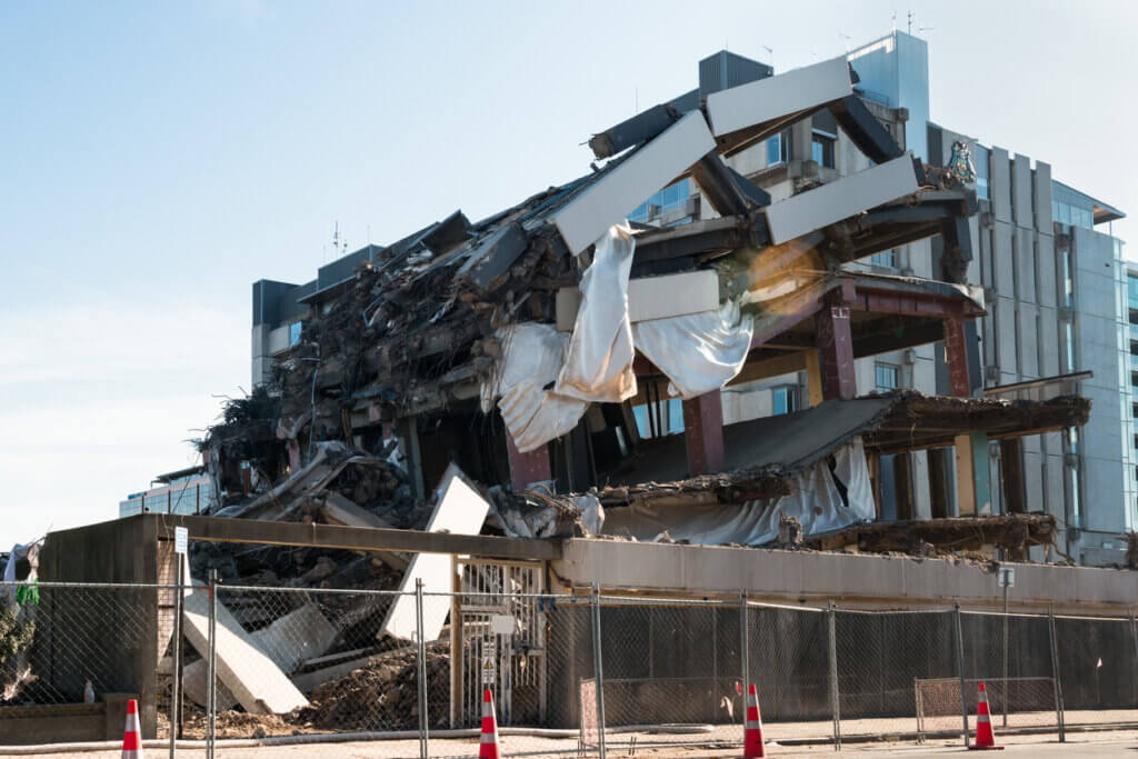 Earthquake Risk, Resilience and Reinsurance: Looking Beyond Magnitude